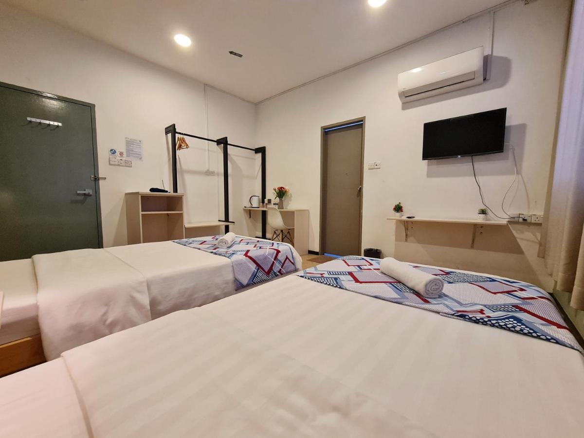 Treeline Urban Inn Kota Kinabalu Extérieur photo
