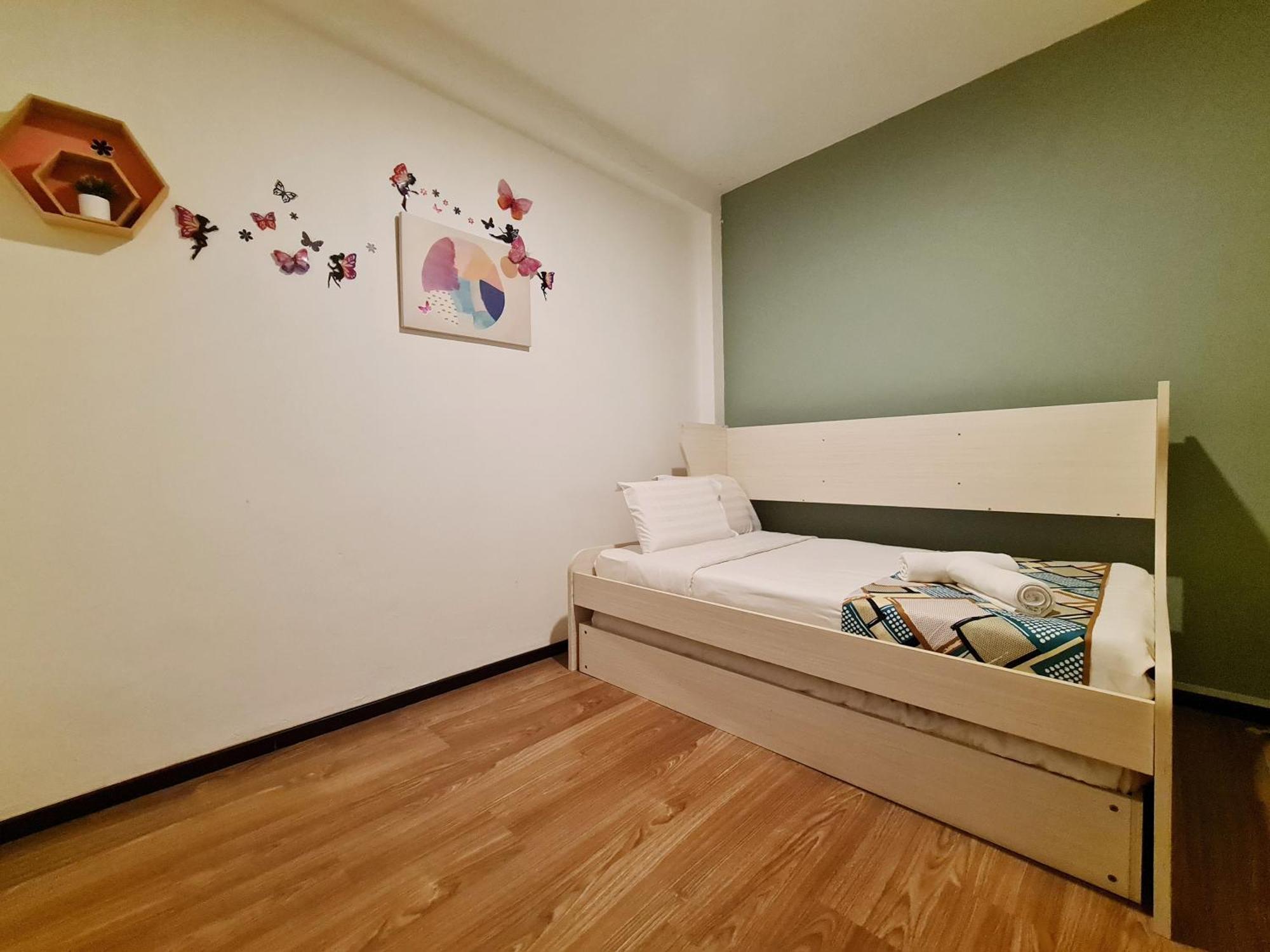 Treeline Urban Inn Kota Kinabalu Extérieur photo
